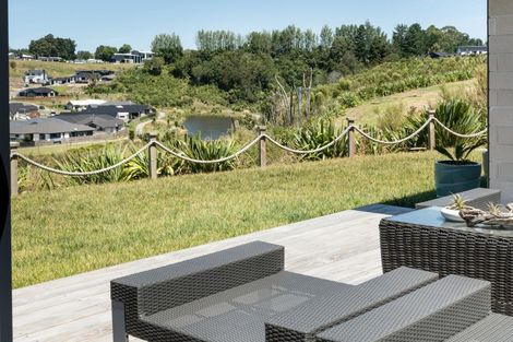 Photo of property in 26 Kiritiana Close, Pyes Pa, Tauranga, 3112