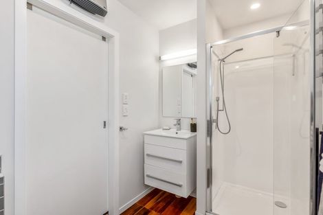 Photo of property in 5a Matenga Street, Waikanae, 5036