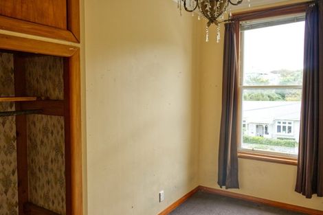 Photo of property in 15 Dee Street, Island Bay, Wellington, 6023