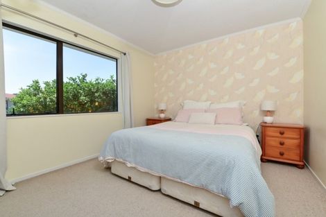 Photo of property in 55u7 Tuhikaramea Road, Dinsdale, Hamilton, 3204