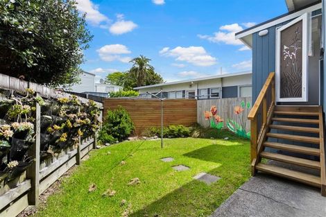 Photo of property in 1/33 Halberg Street, Glenfield, Auckland, 0629