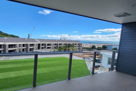Photo of property in Marina View Apartments, 204/4 Reads Quay, Gisborne, 4010