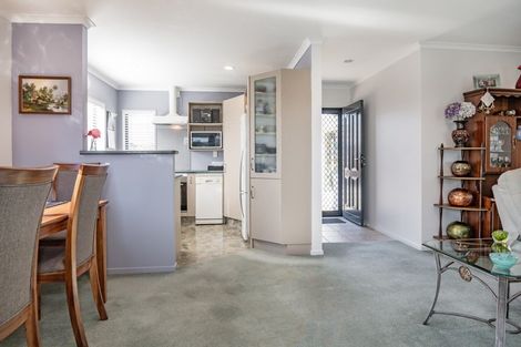 Photo of property in 304 Southampton Street West, Hastings, 4122
