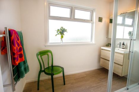 Photo of property in 8a Sheridan Terrace, Johnsonville, Wellington, 6037