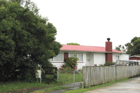 Photo of property in 111 Chichester Drive, Rosehill, Papakura, 2113
