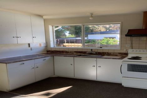 Photo of property in 72 Waratah Street, Avondale, Christchurch, 8061