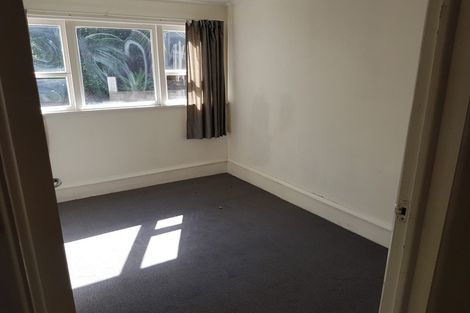 Photo of property in 7 Kia Ora Road, Beach Haven, Auckland, 0626
