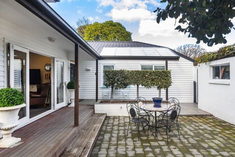 Photo of property in 36 Jacksons Road, Lyttelton, 8082