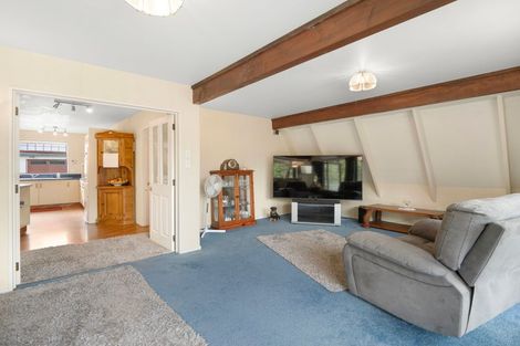 Photo of property in 11 Roxby Street, South Hill, Oamaru, 9400