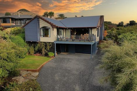 Photo of property in 74 Seaton Road, Portobello, Dunedin, 9014