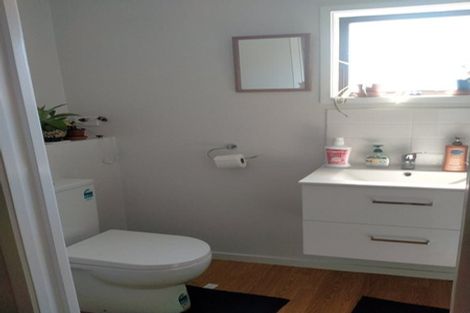 Photo of property in 42 Hassan Drive, Massey, Auckland, 0614