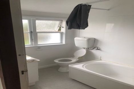 Photo of property in 192 Rathgar Road, Henderson, Auckland, 0610