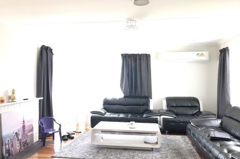 Photo of property in 68a Birdwood Avenue, Papatoetoe, Auckland, 2025