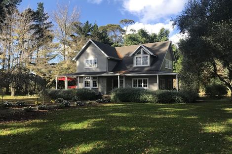 Photo of property in 10 Old Pine Valley Road, Dairy Flat, Silverdale, 0992