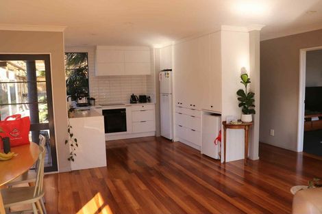 Photo of property in 14 Scott Place, Havelock North, 4130