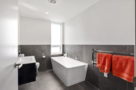 Photo of property in 13/6u Bushland Grove, Paparangi, Wellington, 6037