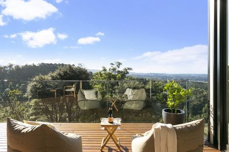 Photo of property in 182 Scenic Drive, Titirangi, Auckland, 0604