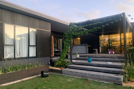 Photo of property in 123 Clarendon Terrace, Woolston, Christchurch, 8023