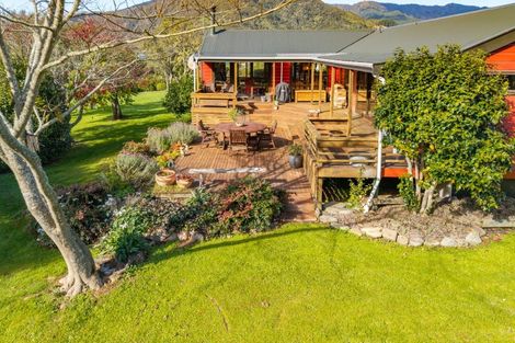 Photo of property in 12 Tirimoana Terrace, Anakiwa, Picton, 7281