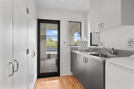 Photo of property in 62 Sunglo Terrace, Otaki, 5512