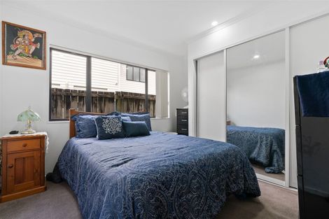Photo of property in 36 Kenderdine Road, Papatoetoe, Auckland, 2025