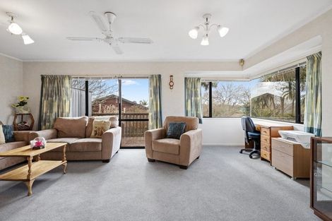 Photo of property in 69 Puriri Road, Pukekohe, 2120