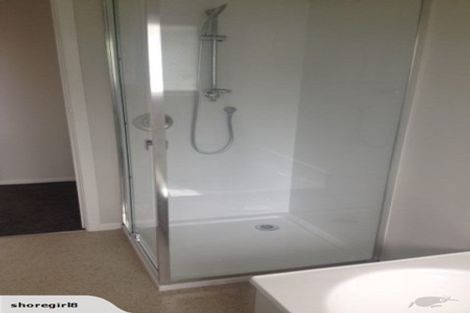Photo of property in 190 Hurstmere Road, Takapuna, Auckland, 0622