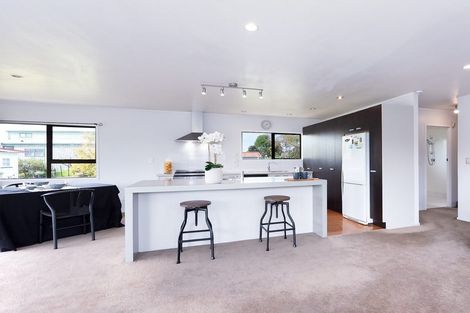 Photo of property in 75 Yorke Road, Haruru, 0204