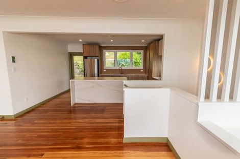 Photo of property in 71 Seatoun Heights Road, Seatoun, Wellington, 6022