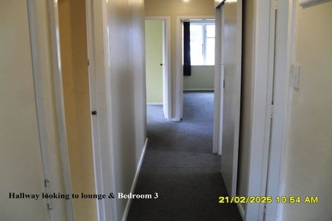 Photo of property in 3-3a Queenwood Road, Levin, 5510