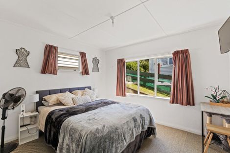Photo of property in 8 Lismore Street, Strandon, New Plymouth, 4312