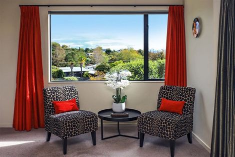 Photo of property in 5 Laing Cove, Havelock North, 4130