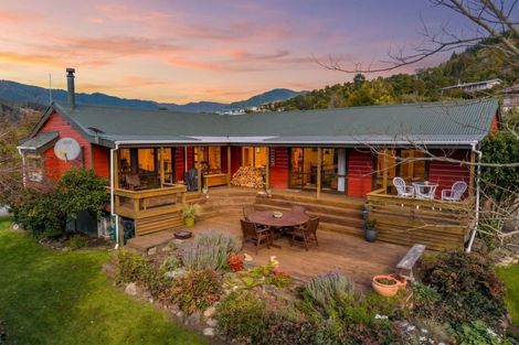 Photo of property in 12 Tirimoana Terrace, Anakiwa, Picton, 7281