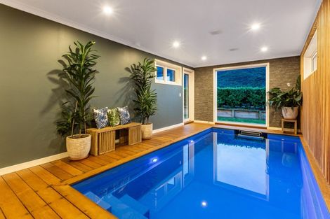 Photo of property in 3 Ramarama Lane, Crofton Downs, Wellington, 6035