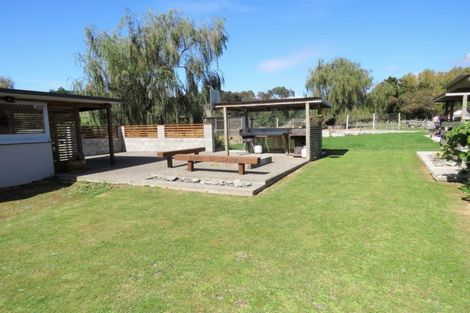 Photo of property in 54 Waihou Road, Levin, 5571