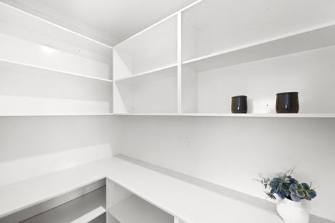 Photo of property in 12 Helenslee Court, Flagstaff, Hamilton, 3210