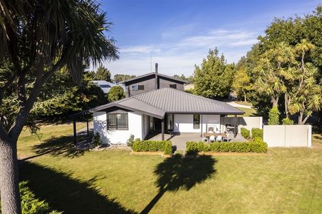Photo of property in 48 Pentecost Road, Rangiora, 7400