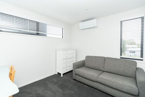 Photo of property in 2/100 East Street, Enderley, Hamilton, 3214