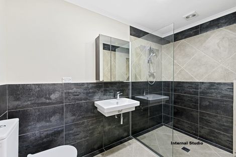 Photo of property in 15 Frame Crescent, Rolleston, 7614