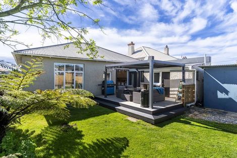 Photo of property in 18 Alma Street, Saint Kilda, Dunedin, 9012