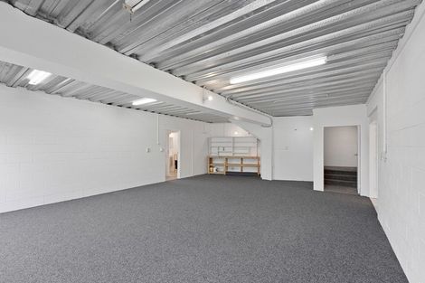 Photo of property in 6a&b Simcox Street, Otaki Beach, Otaki, 5512