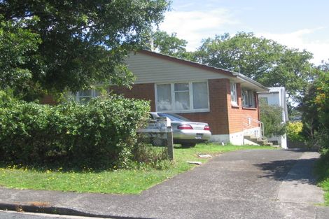 Photo of property in 1/100 Greenslade Crescent, Northcote, Auckland, 0627