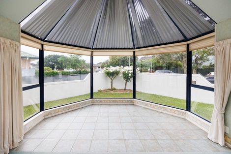 Photo of property in 8 Martin Street, Palmerston North, 4414