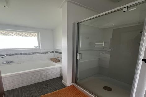 Photo of property in 12 Claremont Avenue, Chartwell, Hamilton, 3210