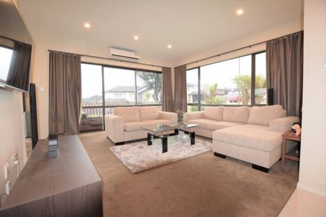 Photo of property in 6 Karika Place, Massey, Auckland, 0614