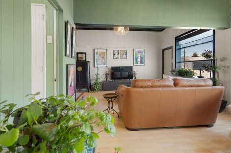 Photo of property in 28 Huron Street, East Gore, Gore, 9710