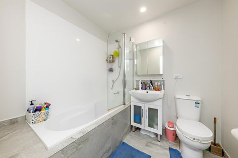 Photo of property in 7 Riroriro Close, Papakura, 2110