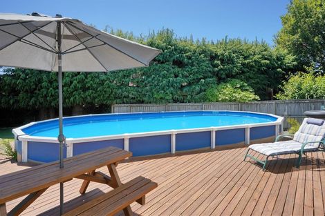 Photo of property in 337c Avonhead Road, Avonhead, Christchurch, 8042