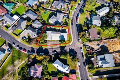 Photo of property in 12 Locket Road, Glenfield, Auckland, 0629