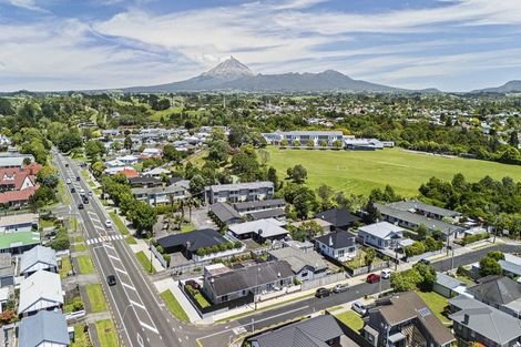 Photo of property in 3/220 Coronation Avenue, Welbourn, New Plymouth, 4310